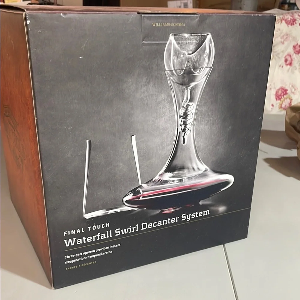 Williams Sonoma elegant decanter